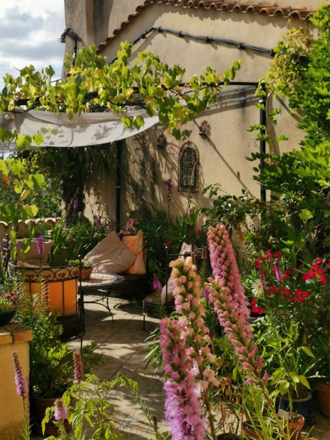 'Quelle Belle Vue' Chambre D'Hote Confolens Dış mekan fotoğraf
