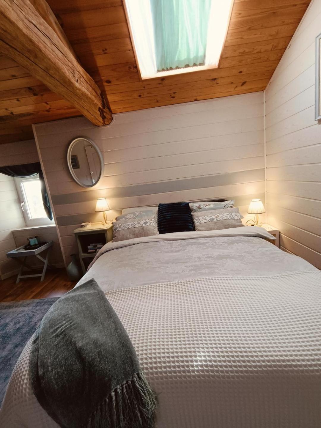 'Quelle Belle Vue' Chambre D'Hote Confolens Dış mekan fotoğraf